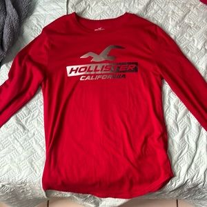red hollister long sleeve